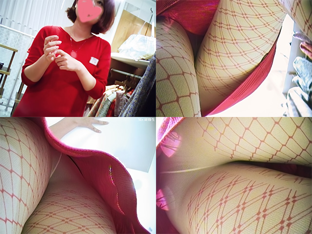 digi-tents 試着室お着替え 店員さん 赤ワンピ