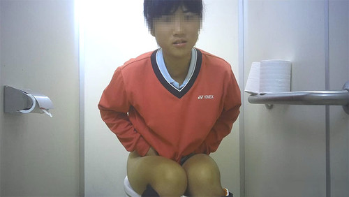 てにすくらぶ④ 4名収録!中腰おしっこ娘&マ〇コ丸見え娘も登場(^^♪